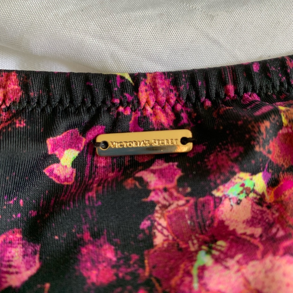 💜🌺💜 Victoria Secret Bathing Suit Bottom